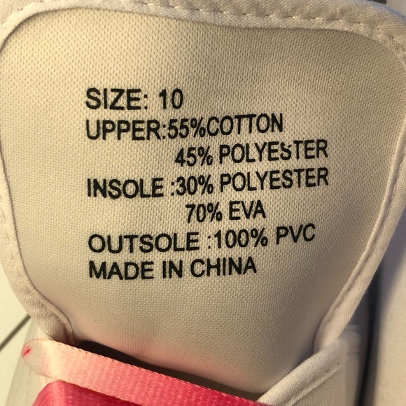 ❤️‍🔥 NWOT Ladies sneakers with rainbow laces! - Picture 3 of 3